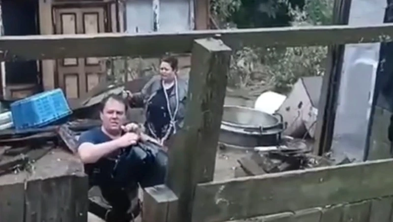 Пожарные спасли женщину из подтопленного дома в Невельске