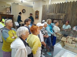 Выездная экскурсия прошла для «серебряных» волонтеров Сахалина