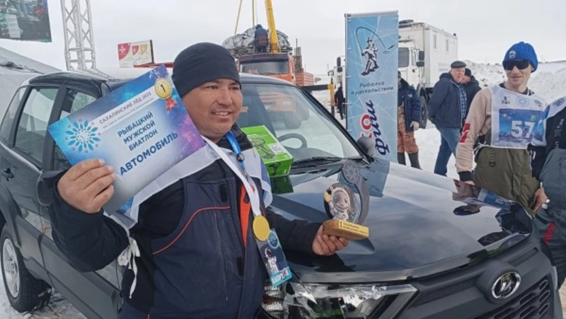 На рыбалке — с четырех лет: лидер «Сахалинского льда» прокомментировал очередную победу