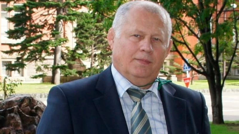 Директор сахалинской СШОР летних видов спорта поддержал решение о защите ДНР и ЛНР