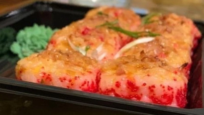 «Кусок целлофана»: сахалинцы остались в шоке после заказа роллов