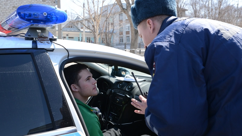 ГИБДД призывает сахалинцев не провоцировать пробки при мелких ДТП