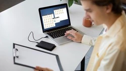 Правительство России утвердило праздничные и выходные дни в 2025 году