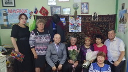 Пенсионеры из Невельска отпраздновали «железную» свадьбу и получили поздравления от вице-мэров