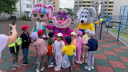 Детский сад «Радуга» в Южно-Сахалинске отметил День семьи массовой зарядкой
