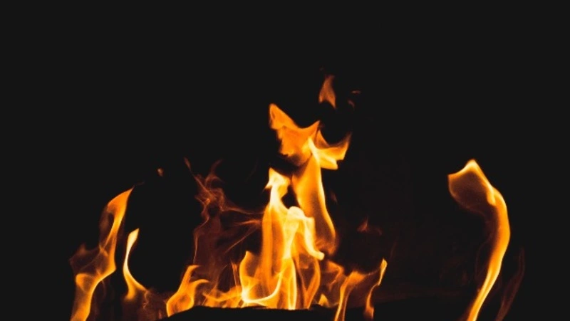 Пожарные тушили больше часа хозпостройку в СНТ «Витамин»  у Троицкого