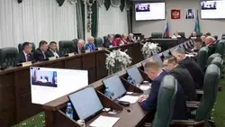 Кого ждут щедрые льготы, а кого суровые штрафы в Сахалинской области — разъяснили в облдуме