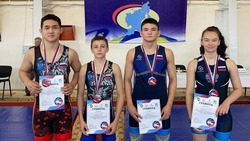 Сахалинские борцы завоевали четыре медали первенства Дальнего Востока