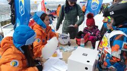 Сахалинцев порадовал традиционный снежный карнавал на «Горном воздухе»