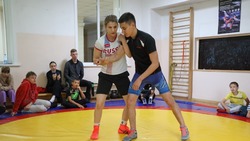 Мастер спорта России провела мастер-класс для ребят из Троицкого детского дома