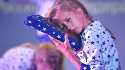 Поронайцам концерт на День флага подарили танцоры из Вахрушева