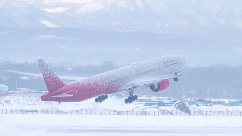  Рейс из Москвы приземлился в аэропорту Южно-Сахалинска несмотря на непогоду