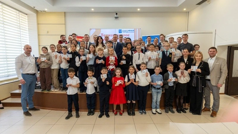 Более 200 жителей Южно-Сахалинска получили знаки отличия ГТО