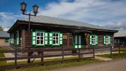 Сахалинский историк представил книгу о первой столице острова