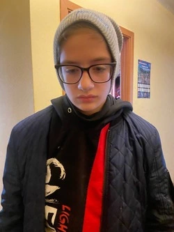 На Сахалине ищут подростка в очках, пропавшего в Луговом