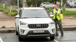 Платную парковку запустили на улице Дзержинского в Южно-Сахалинске 