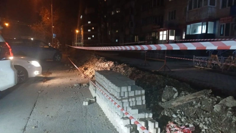 Фирму из Южно-Сахалинска наказали рублем за грязь при земляных работах