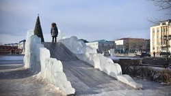 Жителям Сахалина напомнили о требованиях безопасности к зимним горкам