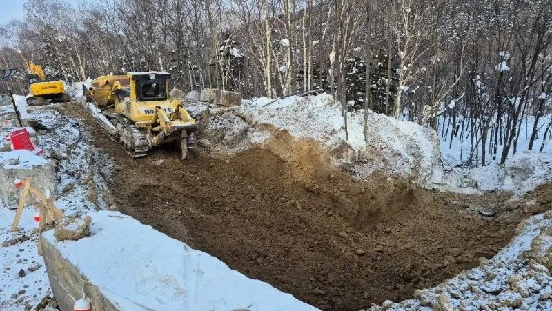 На автодороге Тымовское — Александровск-Сахалинский меняют водопропускные трубы