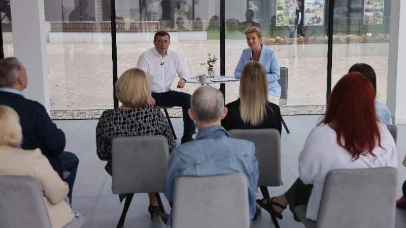 Губернатор встретился с редакторами местных СМИ