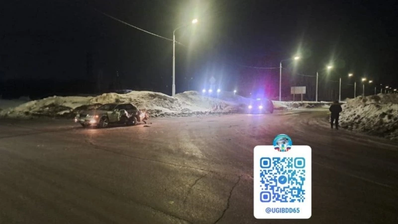 На трассе Южно-Сахалинск — Оха столкнулись Acura и Toyota: есть пострадавший