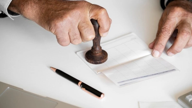 В Южно-Сахалинске поймали очередного водителя-иностранца с поддельными правами