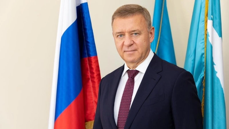 Мэр Южно-Сахалинска Сергей Надсадин поздравил работников органов безопасности 