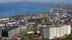 Прокуратура обязала УК привести в порядок многоэтажки в Холмске