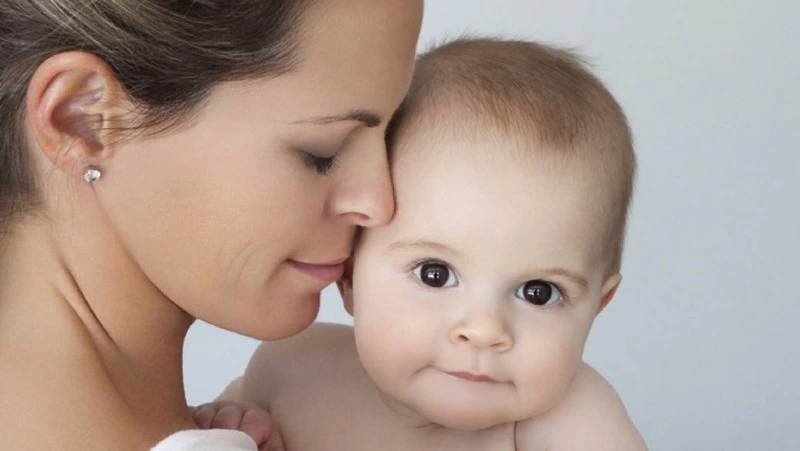 Пособия на детей в ноябре выплатят досрочно в Сахалинской области