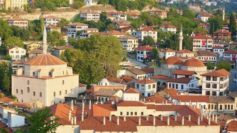 Застрявшим в Турции сахалинцам советуют отдыхать