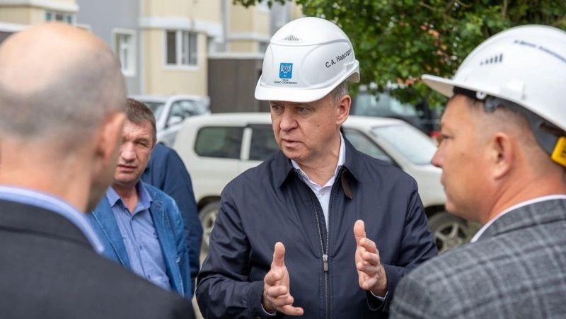 Сергей Надсадин поручил городским службам восстановить зеленую зону после прокладки теплосетей
