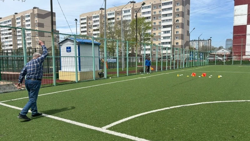 В Южно-Сахалинске состоялся чемпионат по стрельбе и метанию гранаты среди ветеранов и детей войны