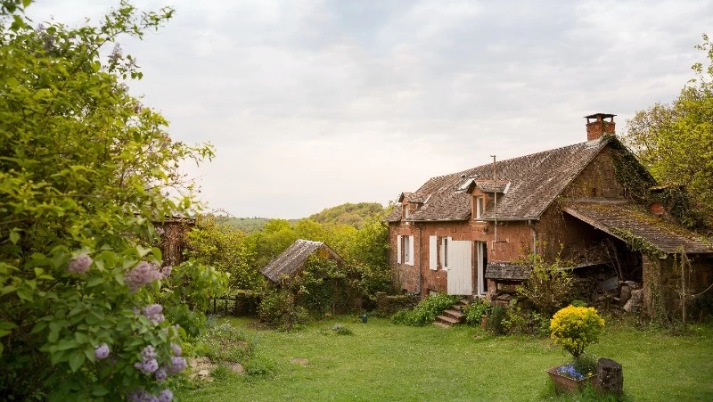 На юге Сахалина вор вынес с дачи газовую плиту и еще много других полезных вещей