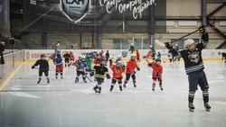 Мальчиков 5–7 лет в Южно-Сахалинске позвали на бесплатные занятия по хоккею