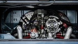 Житель Южно-Сахалинска украл автозапчасти, пока хозяин отвернулся