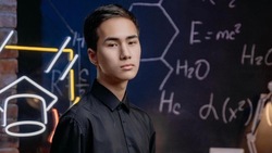 Стобалльник по математике с Сахалина рассказал, как добился высокого результата