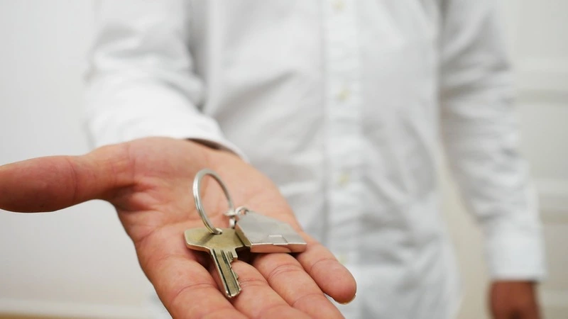 Сахалин первым получил деньги от Фонда ЖКХ для расселения аварийного жилья