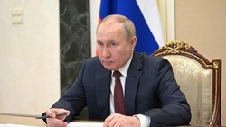 Путин: тема расселения из ветхого аварийного жилья в регионах должна быть в приоритете 