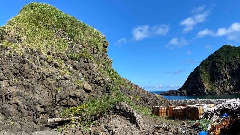 Досрочное голосование провели на острове Монерон и мысе Крильон