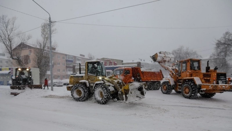 Около 193 тысяч кубометров снега вывезли на полигоны Южно-Сахалинска после циклона