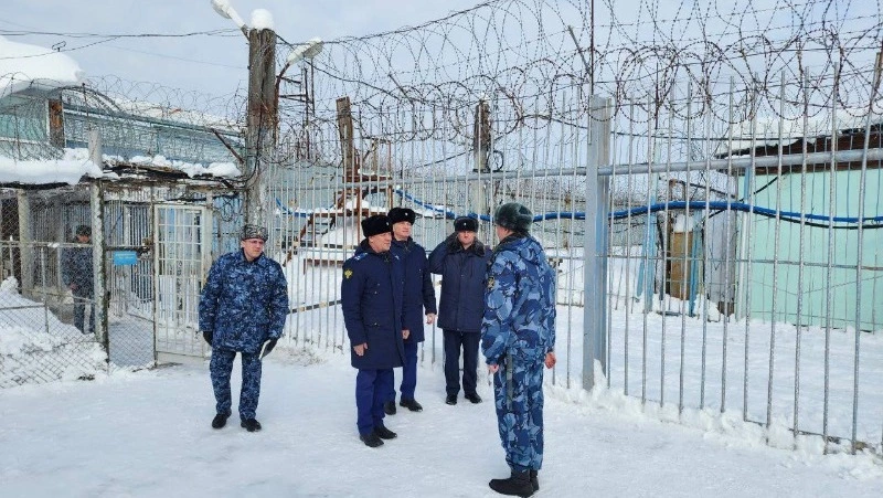 Сахалинская прокуратура обязала устранить недочеты содержания заключенных в одной из колоний 