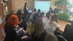 Студентам из Южно-Сахалинска рассказали о кожных заболеваниях и их профилактике 