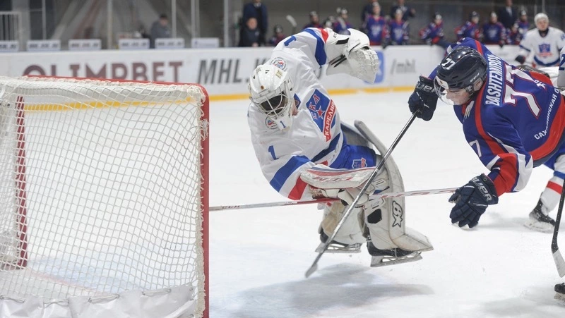 Игрок «СКА-Карелии» потерял сознание в матче против «Сахалинских Акул» 5 февраля