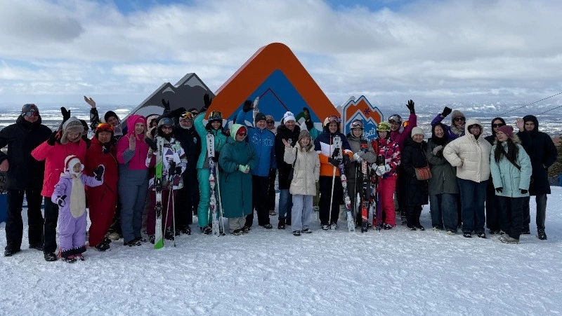 Юбилейный сезон проекта «Горные лыжи в школу» открыли на Сахалине