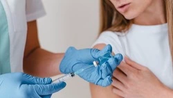 Сахалинцы скептически относятся к вакцинации против гриппа — опрос 