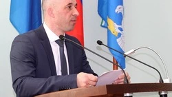 Мэр Долинска теперь без большой квартиры, но с хорошим доходом