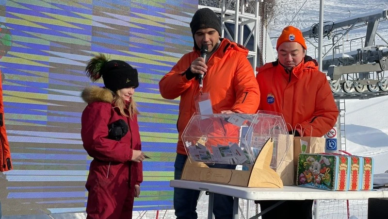 Праздник с Дедом Морозом и розыгрышами подарков прошел на «Горном воздухе» 31 декабря