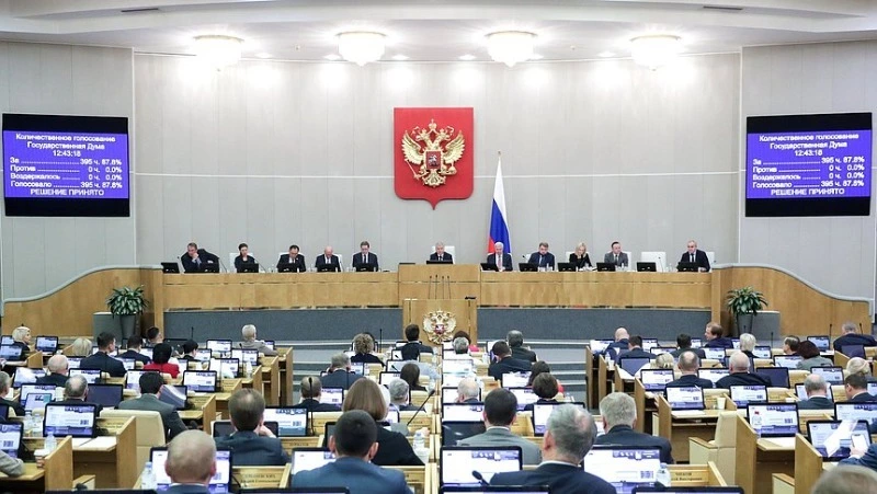 Госдума приняла в первом чтении законопроект о повышении военных пенсий