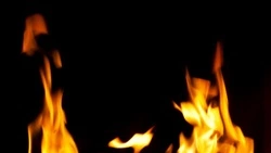 Сразу два автомобиля сгорели в Тымовском округе за сутки