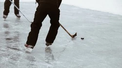 На Шикотане из-за оттепели закрыли каток 7 февраля